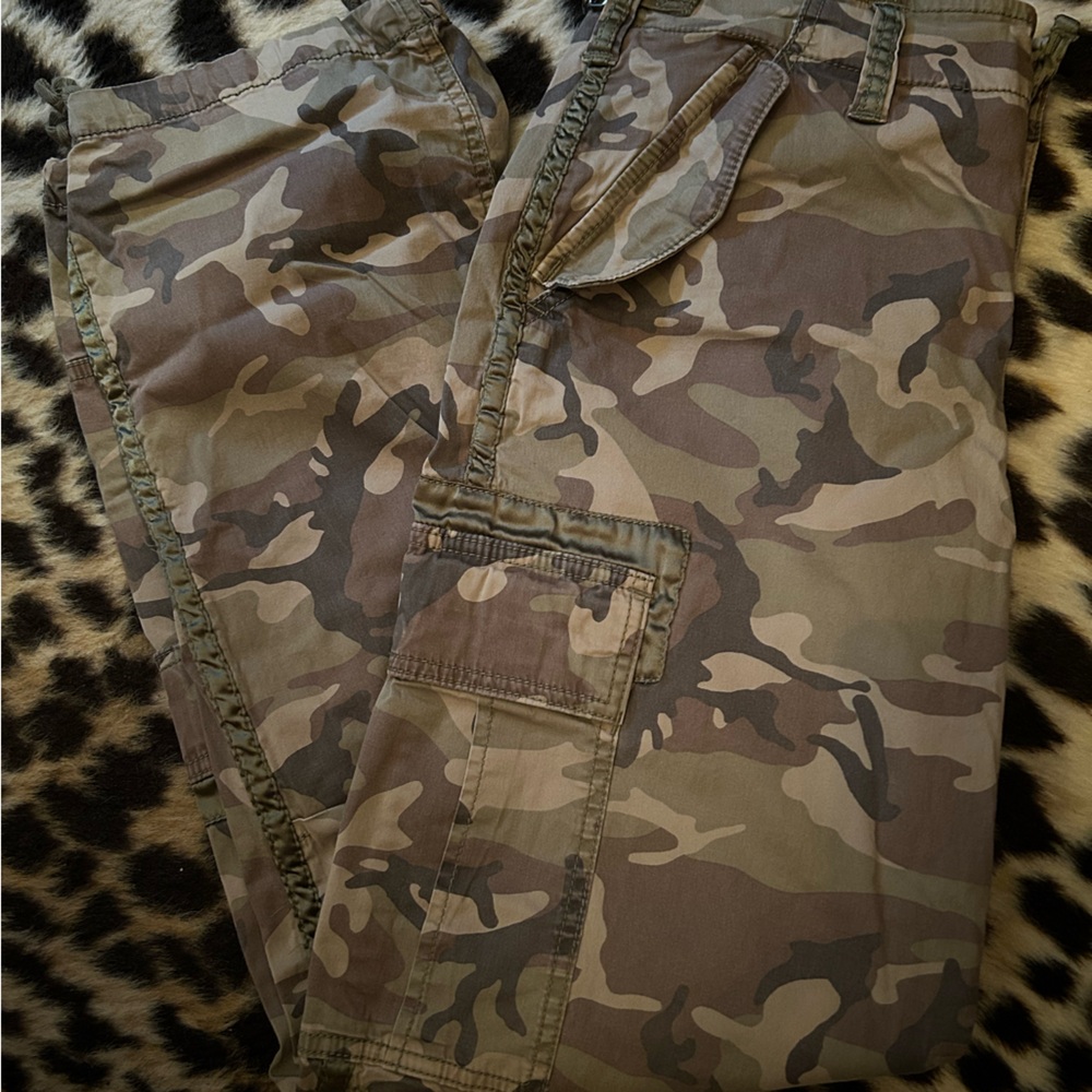 Abercrombie Camouflage Cargo Pants